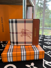 Load image into Gallery viewer, Mens Burberry Wallets
