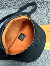 Load image into Gallery viewer, Black Leather Bum Bag
